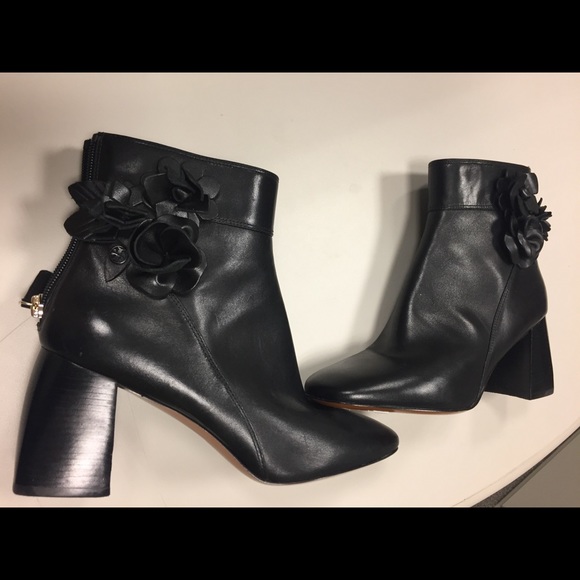 NWOT Tory Burch Rare Blossom Bootie Size 8.5 - Picture 7 of 8